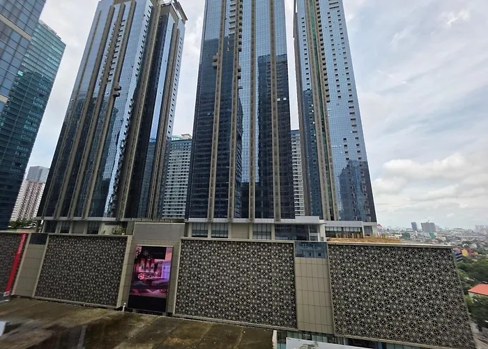 Apartamento Bgc Uptown Cosy Vibe With Balcony And Fast Wi-fi Close To Grand Hyatt Malls St Lukes *