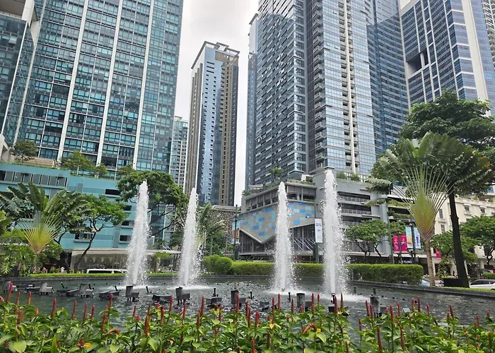 Apartamento Bgc Uptown Cosy Vibe With Balcony And Fast Wi-fi Close To Grand Hyatt Malls St Lukes