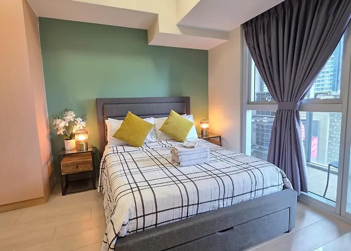 Apartamento Bgc Uptown Cosy Vibe With Balcony And Fast Wi-fi Close To Grand Hyatt Malls St Lukes Manila