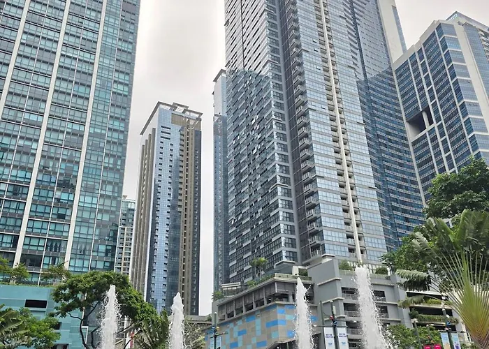 Bgc Uptown Cosy Vibe With Balcony And Fast Wi-fi Close To Grand Hyatt Malls St Lukes